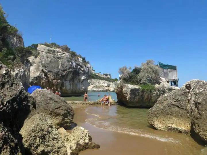 Casa Vacanze Flora Leilighet Peschici Eksteriør bilde